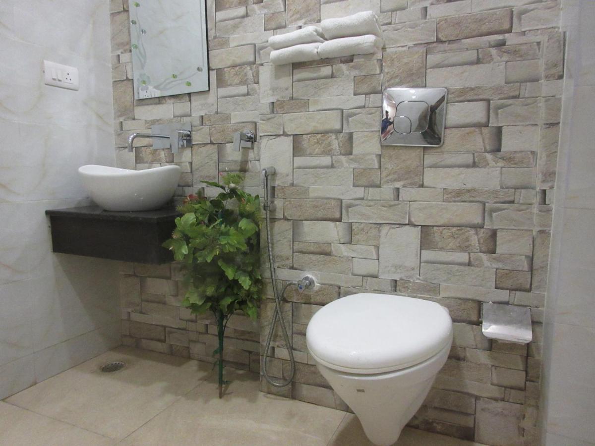 Riya Palace Агра Екстериор снимка