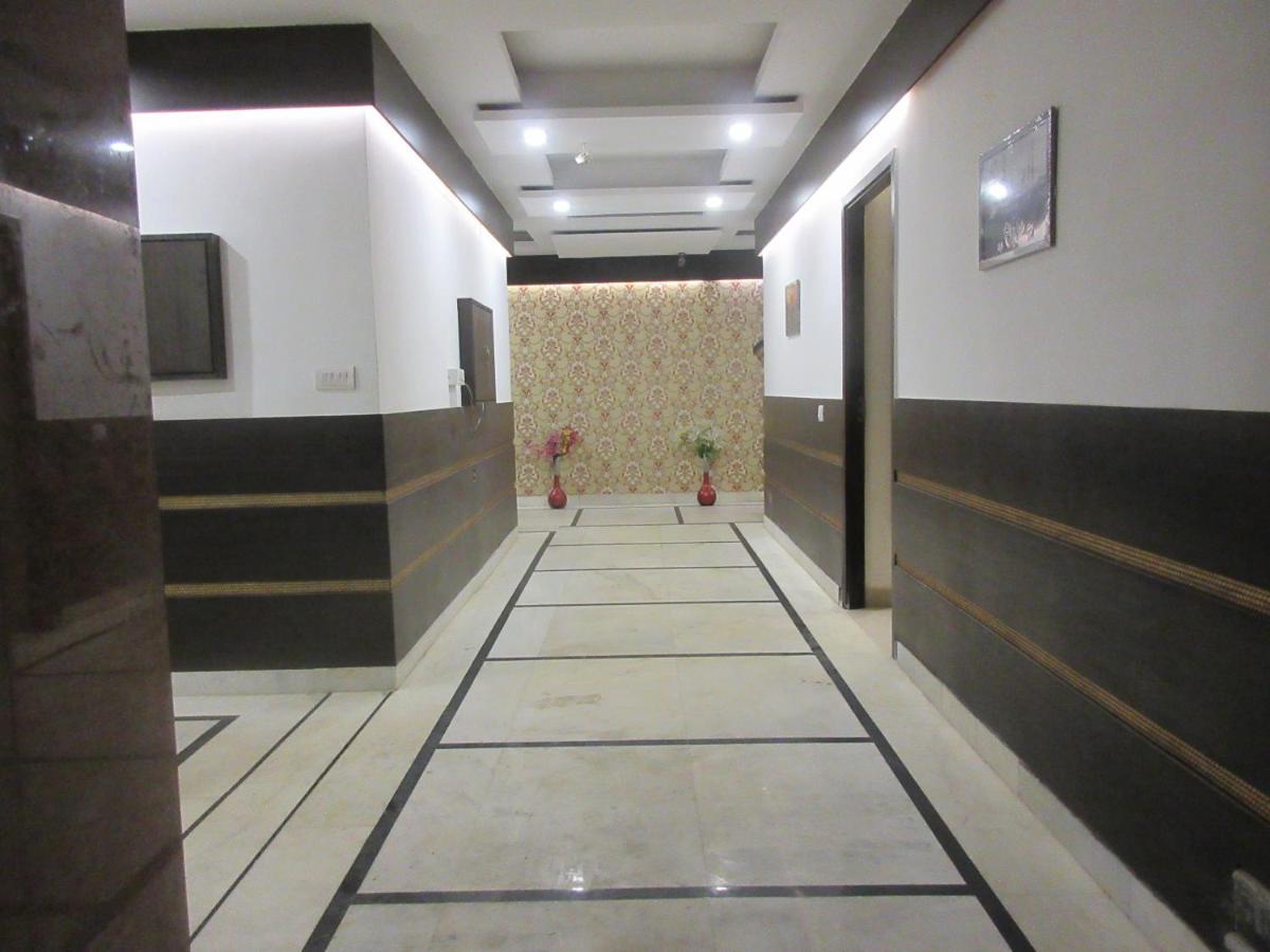 Riya Palace Агра Екстериор снимка