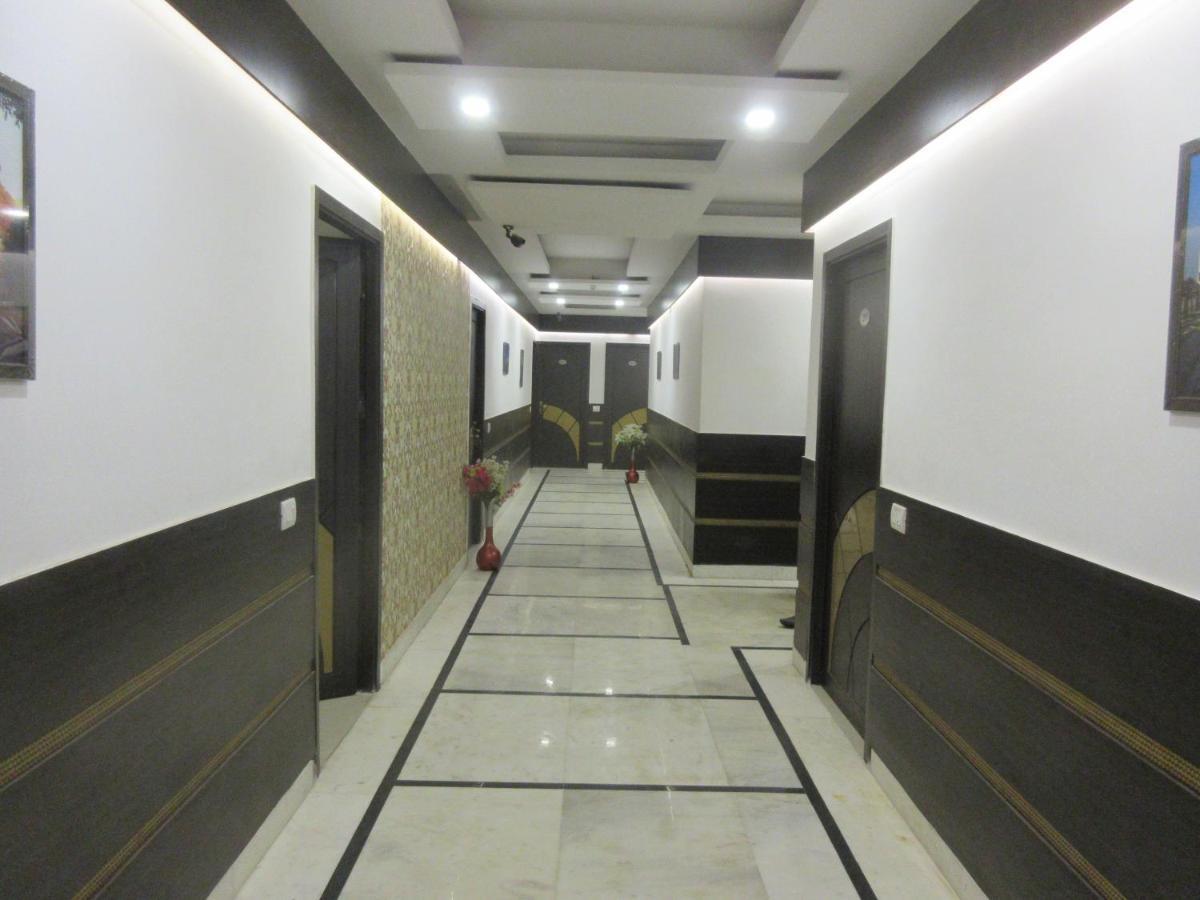 Riya Palace Агра Екстериор снимка